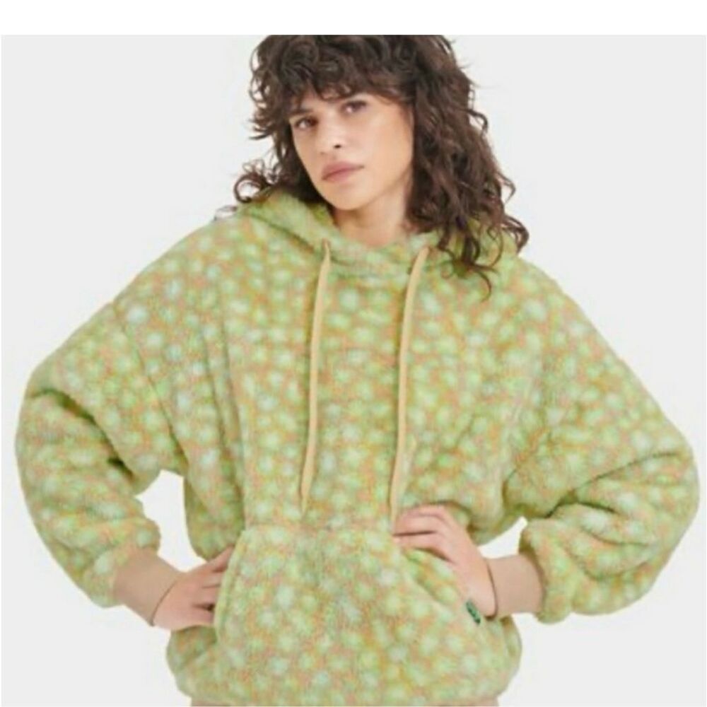 UGG Sherpa Sweater Womens Medium Loyra Sherpa Green Edamame Hoodie Trendy Street